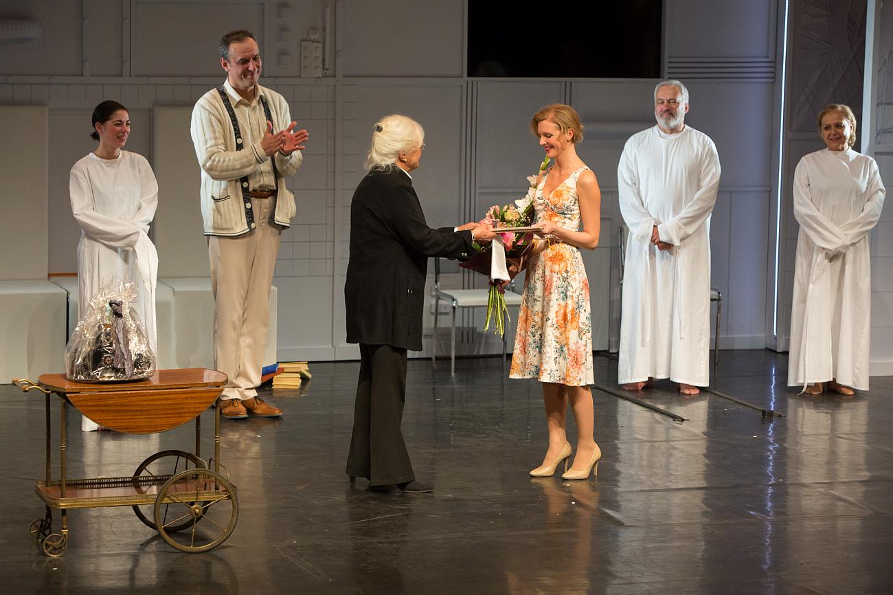 Menczel Andrea díja hír képe Menczel Andrea díja hír képe