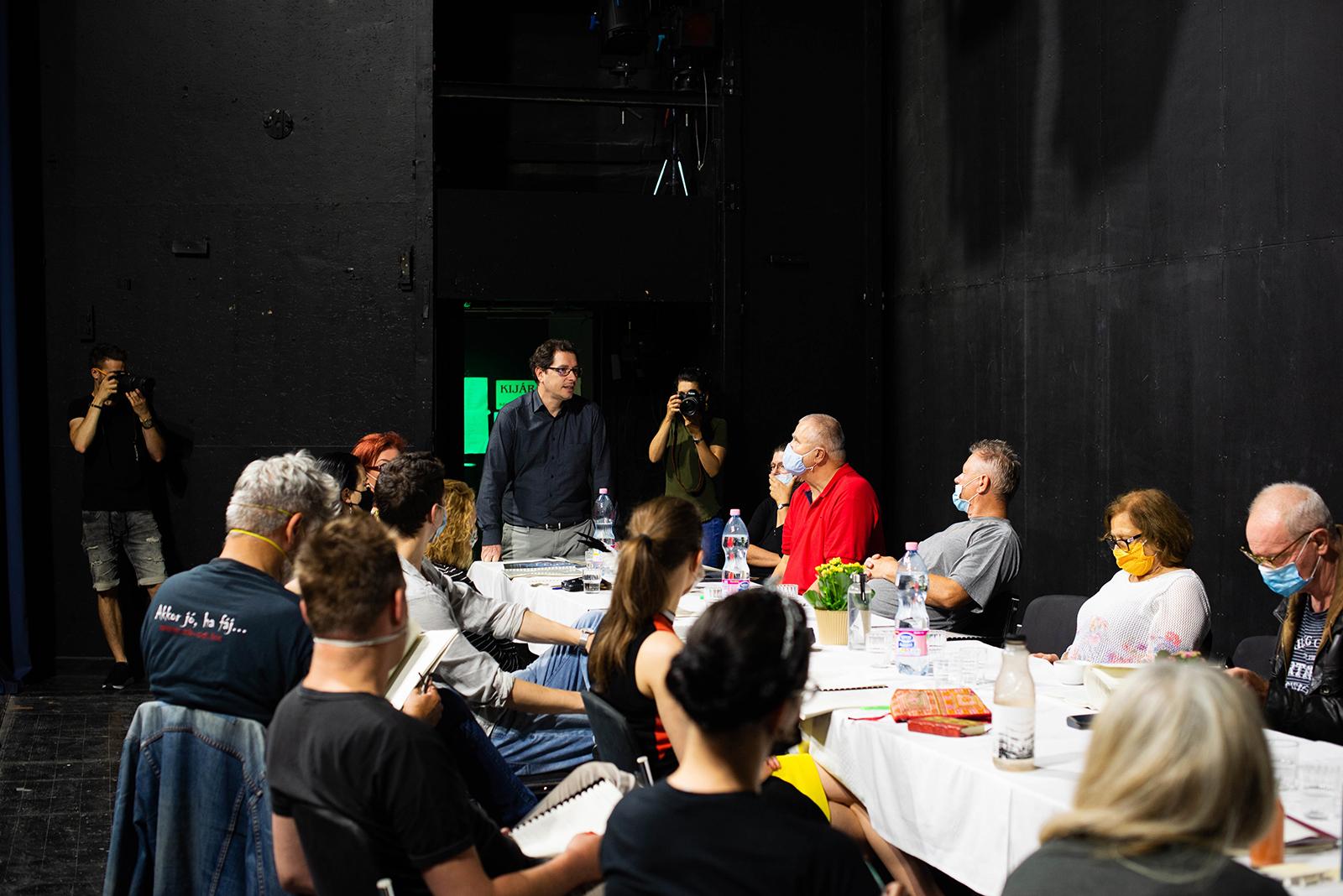 Sirállyal indul az évad Szegeden hír képe Sirállyal indul az évad Szegeden hír képe