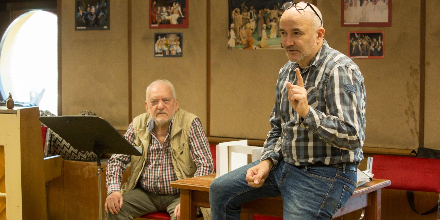 Szerelmesek a szerelem gondolatában – Kettőn áll a vásár a Cosí fan tuttéban hír képe Szerelmesek a szerelem gondolatában – Kettőn áll a vásár a Cosí fan tuttéban hír képe