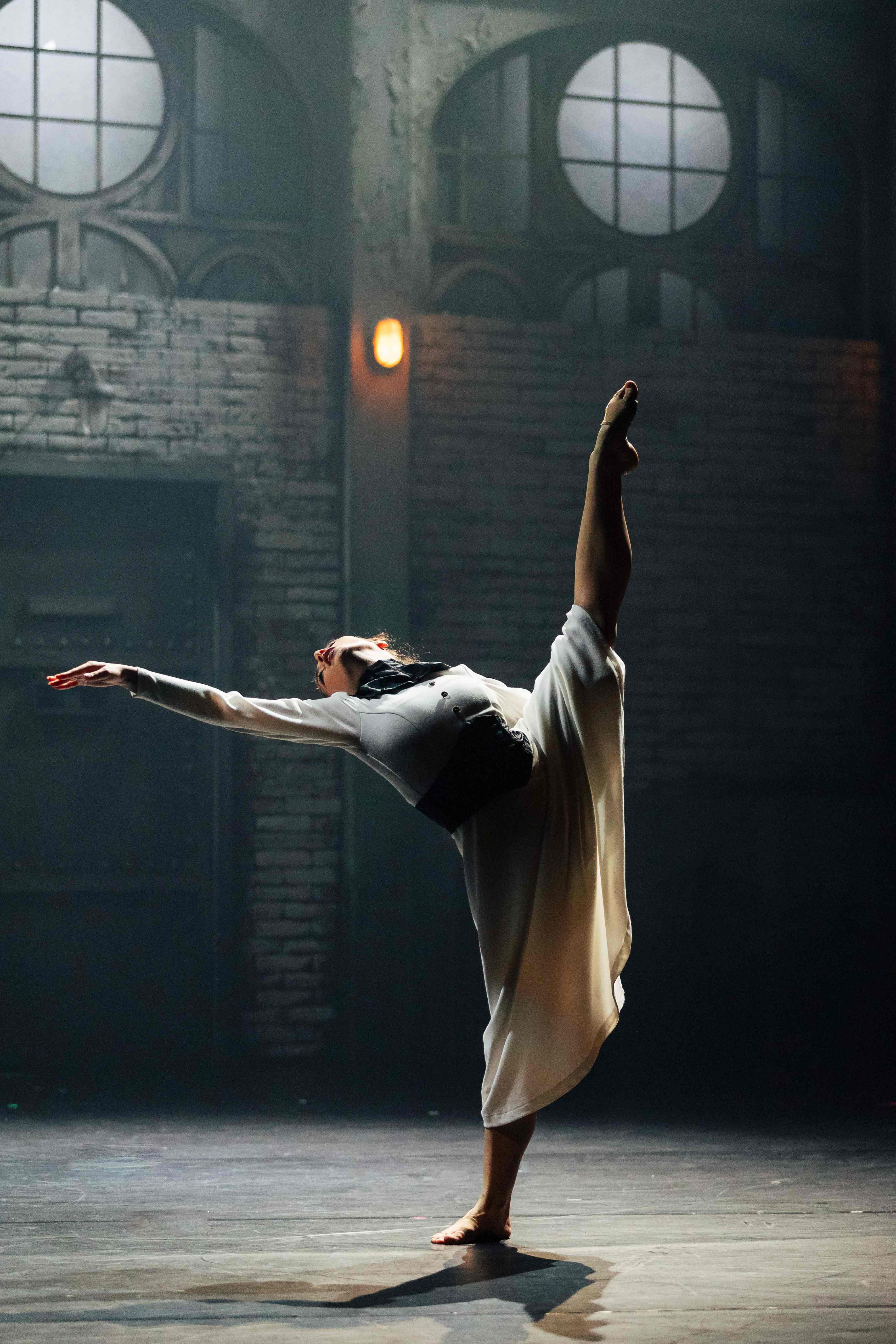 Fekete hattyú 4 Fekete hattyú 4