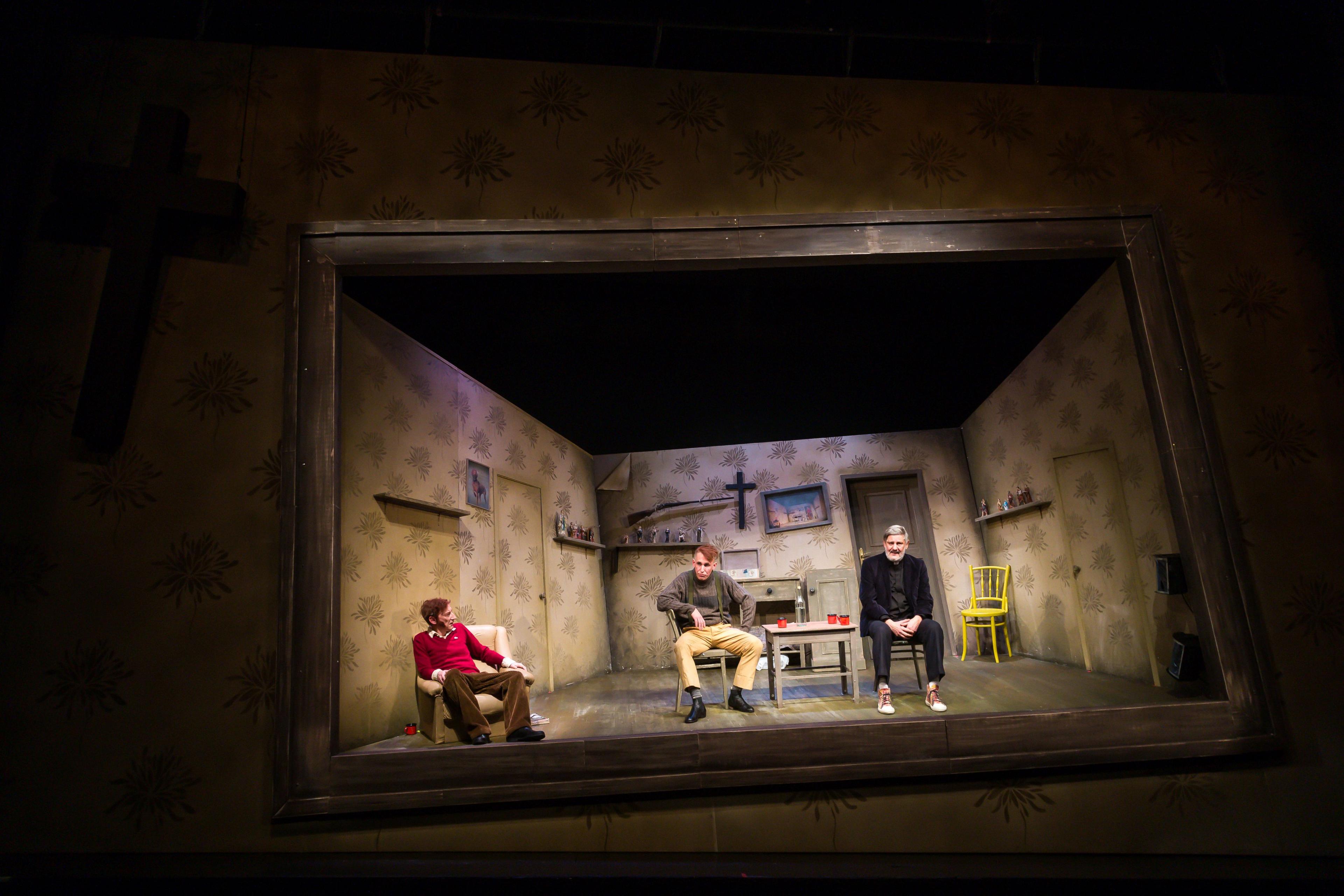 Vaknyugat 4 Vaknyugat 4